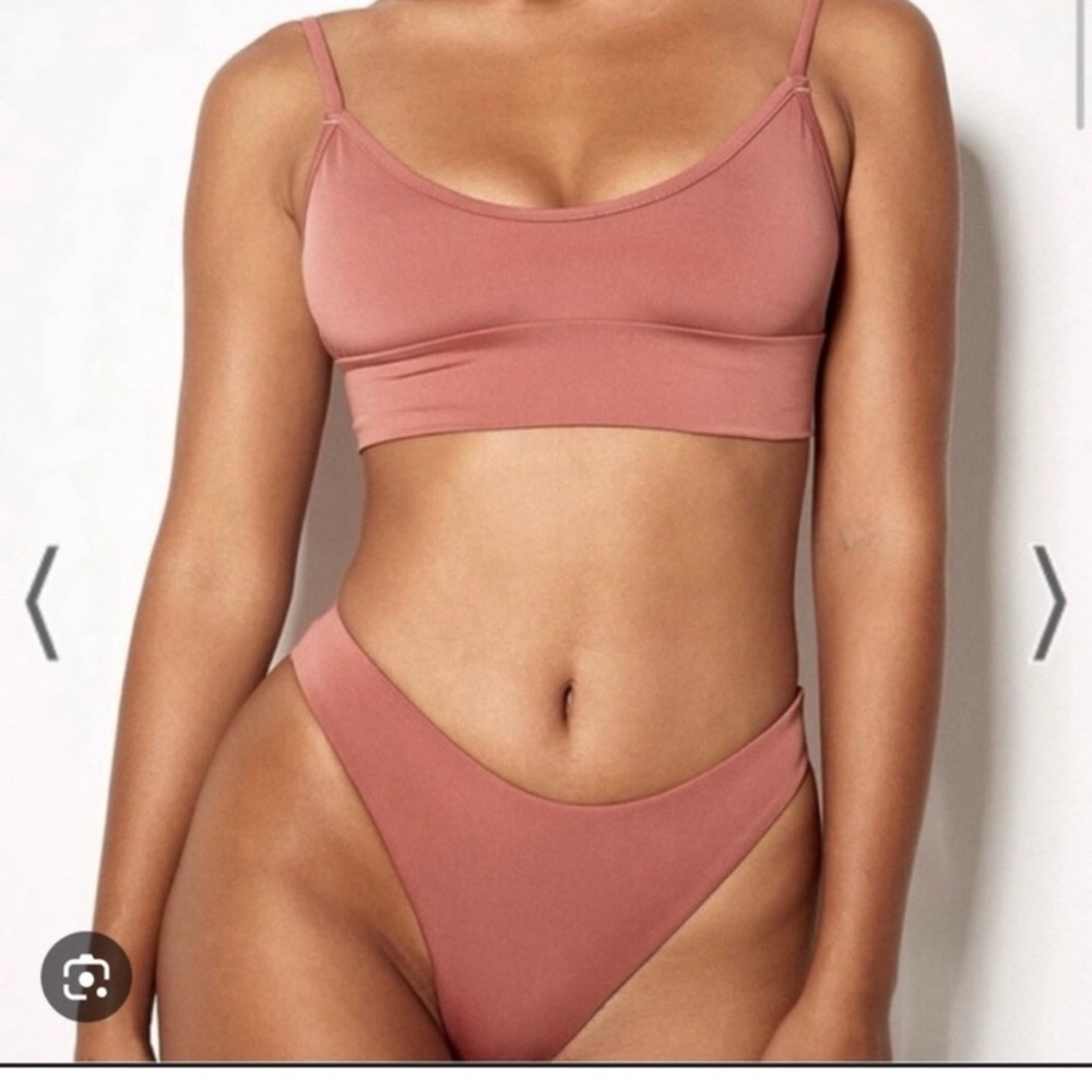 Dusty Pink Bikini top. Gooseberry. Size large